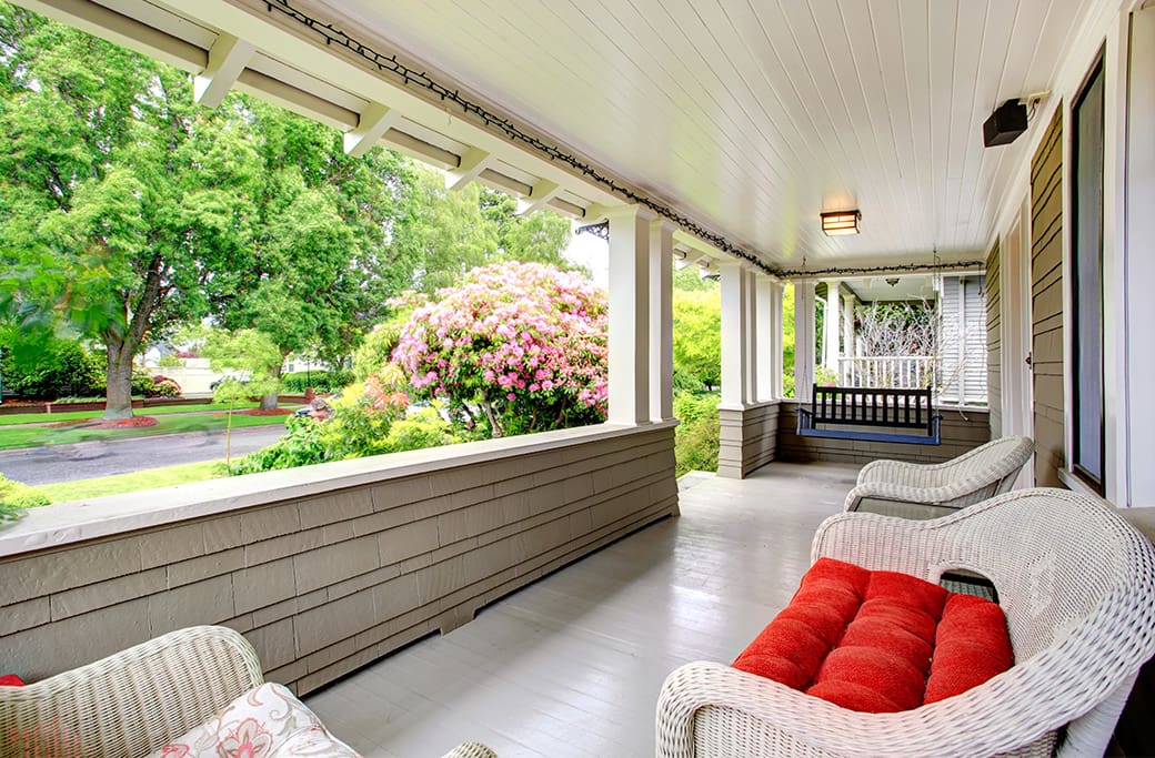 Boost Your Summer Curb Appeal