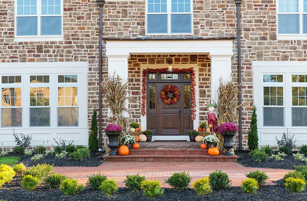 Preparing Your Home for Fall Showings: Staging & Selling Tips